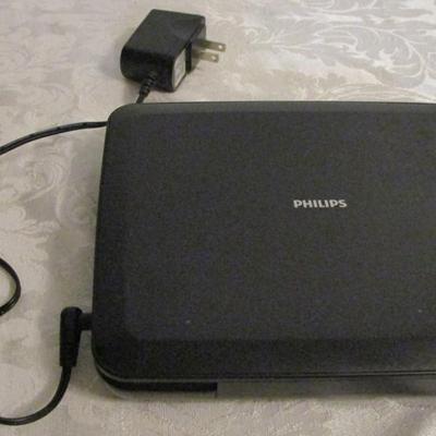 Phillips DVD player, screen Is 7"