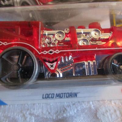 2 Hot Wheel cars