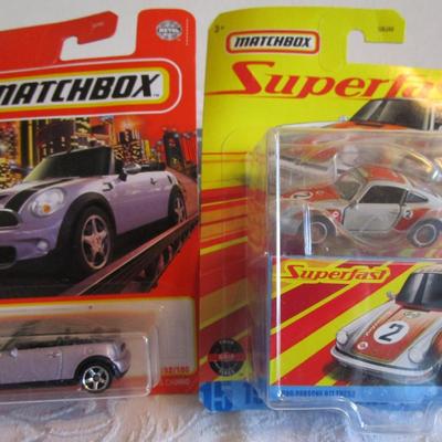 2 Matchbox cars