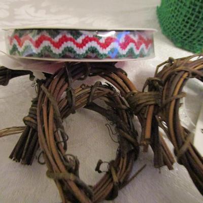12 Mini grapevine wreaths-heart-shaped, 3 yd x  1-1/4" red, white & blue ribbon, 15' x 5-1/2" green burlap ribbon, pk...