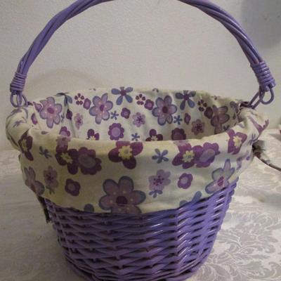 Lavendar basket with removable floral fabric liner