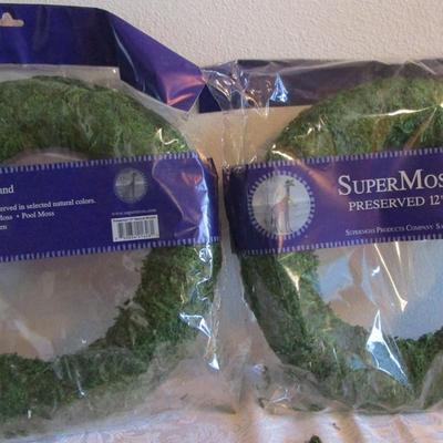 2 moss wreaths 12" new in pkg, moss mat - missing 7" x  6.5" of a 16" x 18" mat 
