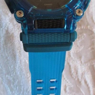 Casio G-Shock Men's Wrist Watch GA-900SKL-2ADR, teal watchband