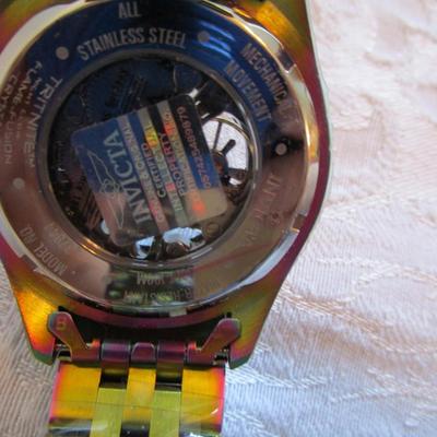 Invicta Pro Diver # 26332 men's watch with opalescent watchband