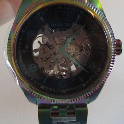 Invicta Pro Diver # 26332 men's watch with opalescent watchband
