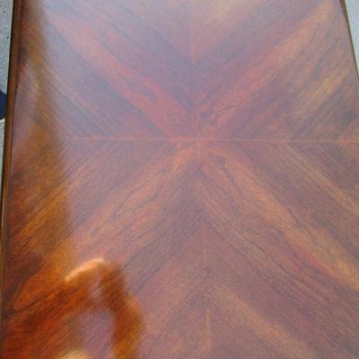 Wood end table with drawer