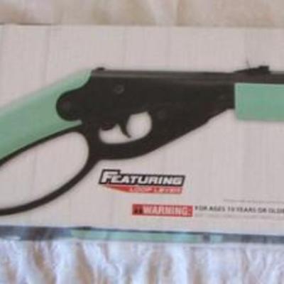 Daisy Western Sky Carbine model 1999 BB gun with fiber optic sight