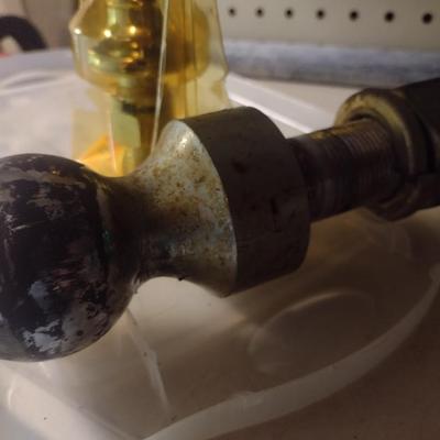 Set of Ball Hitches includes 2-5/16"