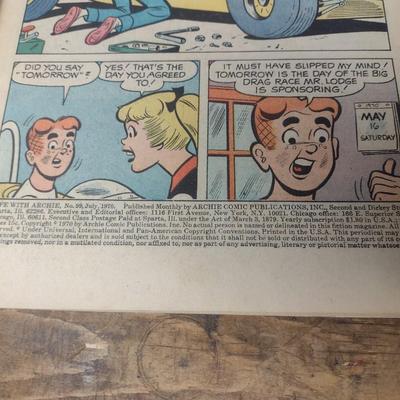 Pair of Archie Series Comic Books #99 July 1970 and #257 September 1971 Ungraded