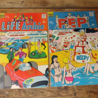 Pair of Archie Series Comic Books #99 July 1970 and #257 September 1971 Ungraded