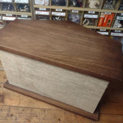 Pair of Vintage Bose Wood Cabinet Model 901 Direct/Reflecting Loudspeakers