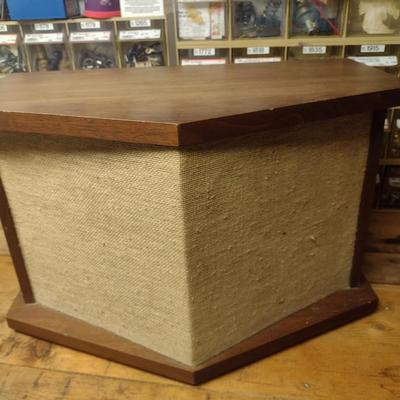 Pair of Vintage Bose Wood Cabinet Model 901 Direct/Reflecting Loudspeakers