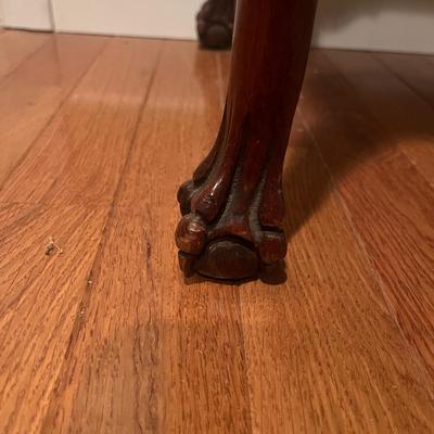 Clawfoot Side Table (BO-MG)