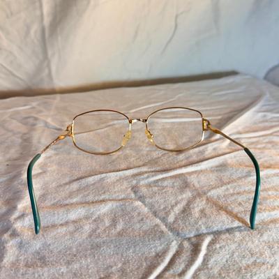 Gucci and Other Eyeglass Rims (PBC-DZ)