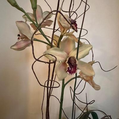 Tiffany & Co. Vase & More Faux Floral Arrangements (LR-RG)