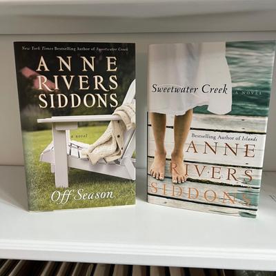 Popular Fiction Novels that Includes 1st Edition (LR-RG)