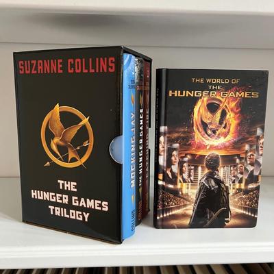 Popular Fiction Novels that Includes 1st Edition (LR-RG)