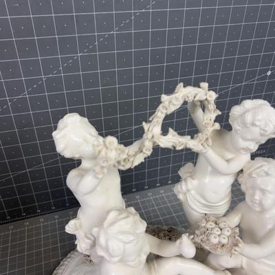 Italian Porcelain Capodimonte Cherub Putti Group 