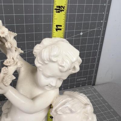 Italian Porcelain Capodimonte Cherub Putti Group 