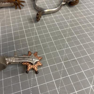 3 Single Spurs