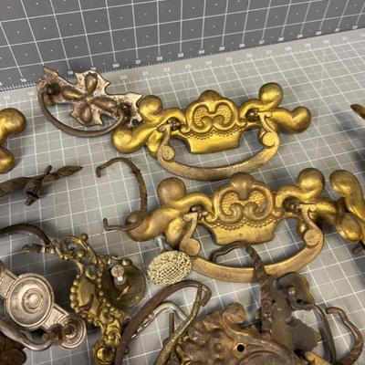 Antique Hardware Drawer Pulls 