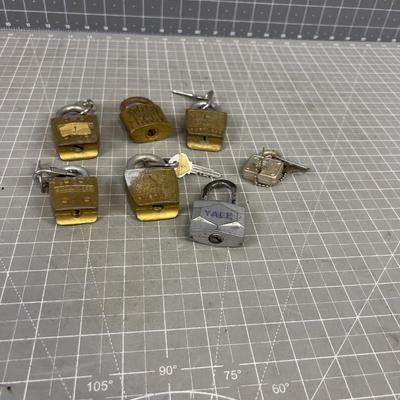 7 Vintage Locks Some have Keys 