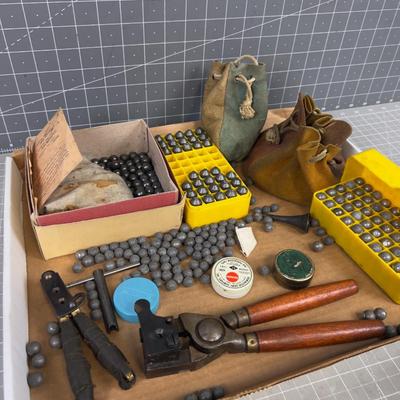 Muzzle Loader Items: Powder Can is EMPTY