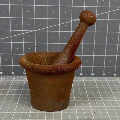 Mortar and Pestle Cast Iron, Interesting