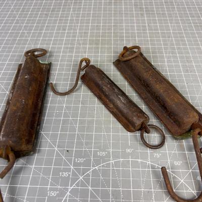 3 Spring Scales 