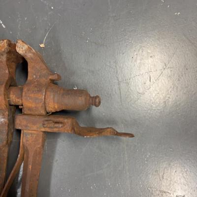 Black Smith or Farriers VICE