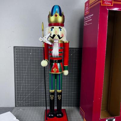 1 Giant 36" Nut Cracker 