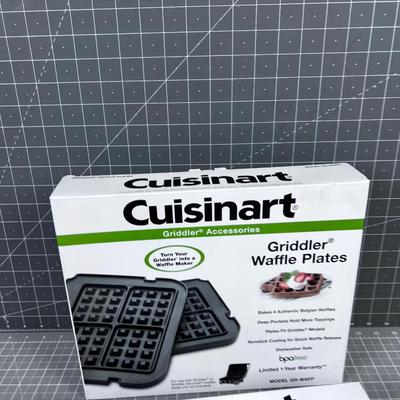 2 Cuisinart Gridler Waffle Plates 