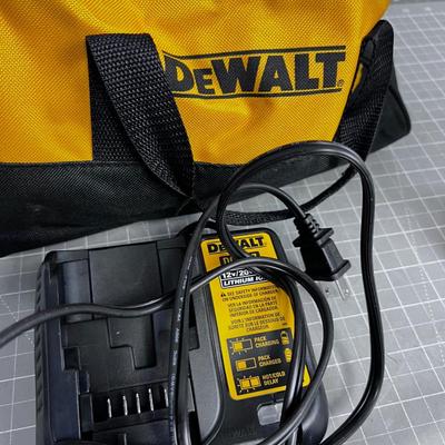 Dewalt 12 Volt Lithium Battery DRILL 