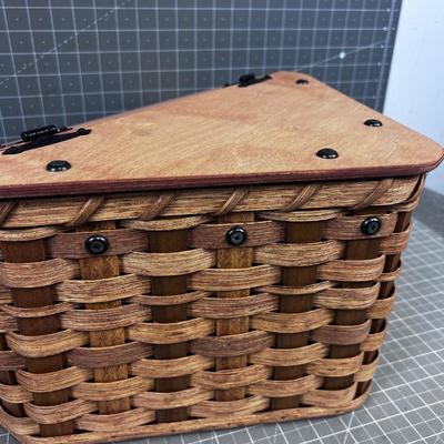 Genuine Amish Basket! 