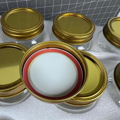 22 Small 1/3 to 1/2 Pint JARS NEW 