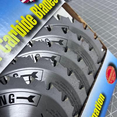 5 of a 6 Pack of CARBIDE BLADES 