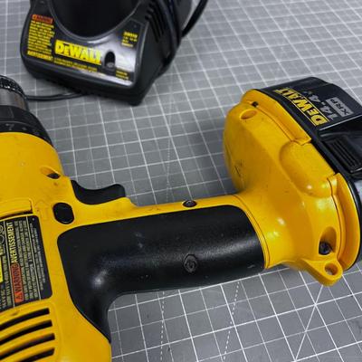 DeWalt Cordless Drill 