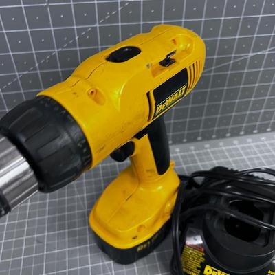 DeWalt Cordless Drill 