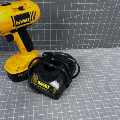 DeWalt Cordless Drill 