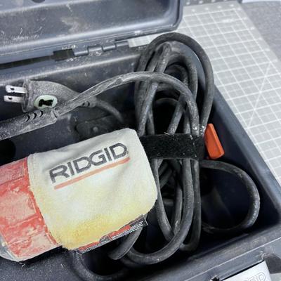 RIGID Palm Sander with Case 