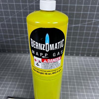 Benzo Matic Torch with a full can of Gas