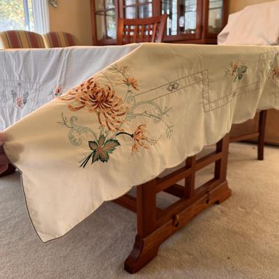 Hand Loom Embroidered Linens and More (PBC-DZ)