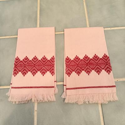 Hand Loom Embroidered Linens and More (PBC-DZ)