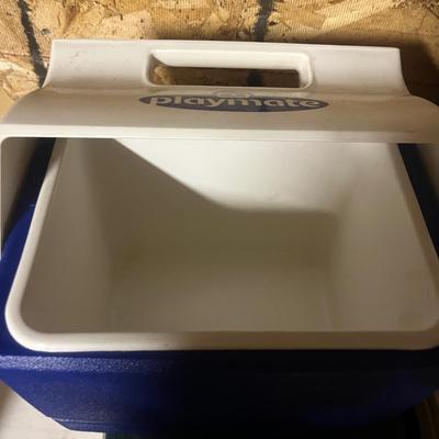 Igloo & Coleman Coolers (BWS-MG)
