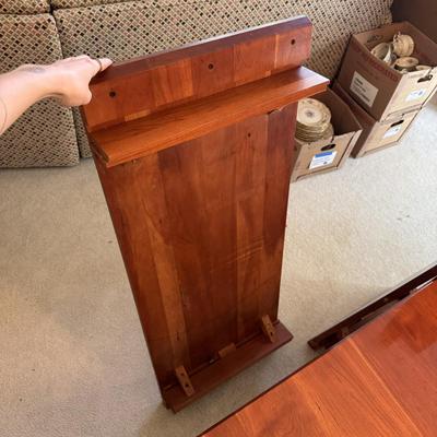 Pennsylvania House Dining Room Table with Two Leafs (DR-DZ)
