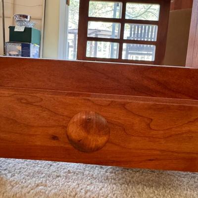 Pennsylvania House Dining Room Table with Two Leafs (DR-DZ)