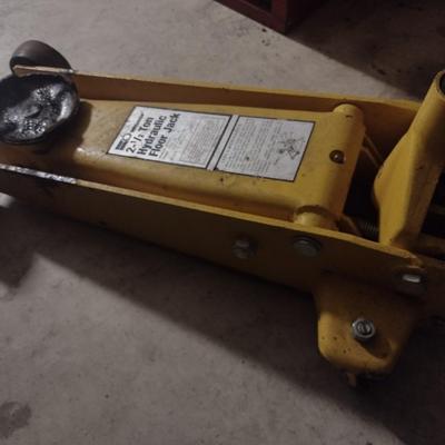 Wilmar 2.5 Ton Floor Jack