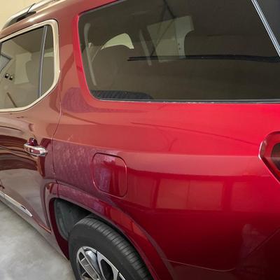 2020 GMC Acadia Denali 11k miles only!