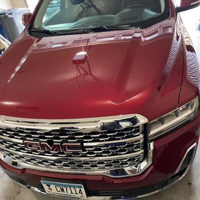 2020 GMC Acadia Denali 11k miles only!