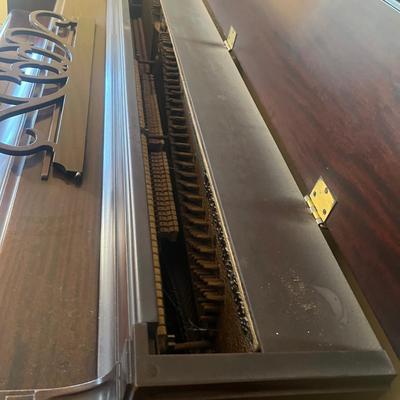 Chickering Upright Piano & Bench (BD-MG)